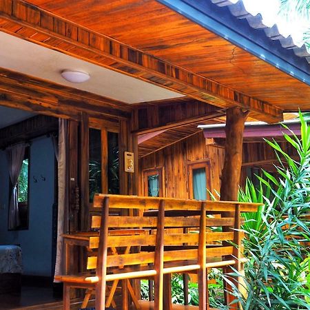 Baansuan Resort Don Sak Extérieur photo