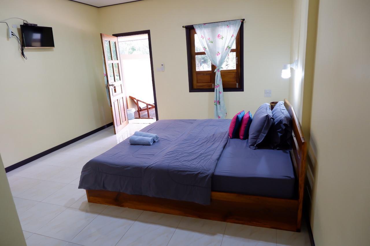 Baansuan Resort Don Sak Extérieur photo