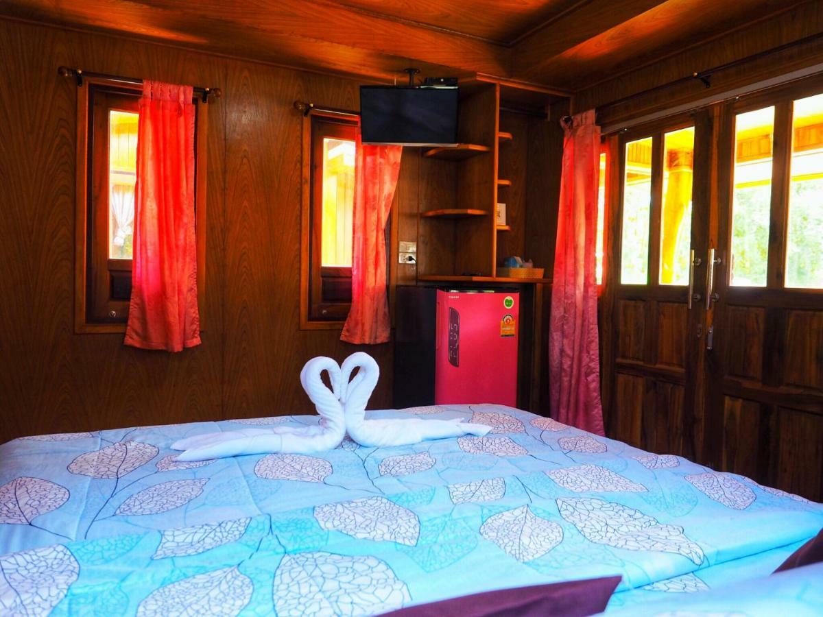Baansuan Resort Don Sak Extérieur photo