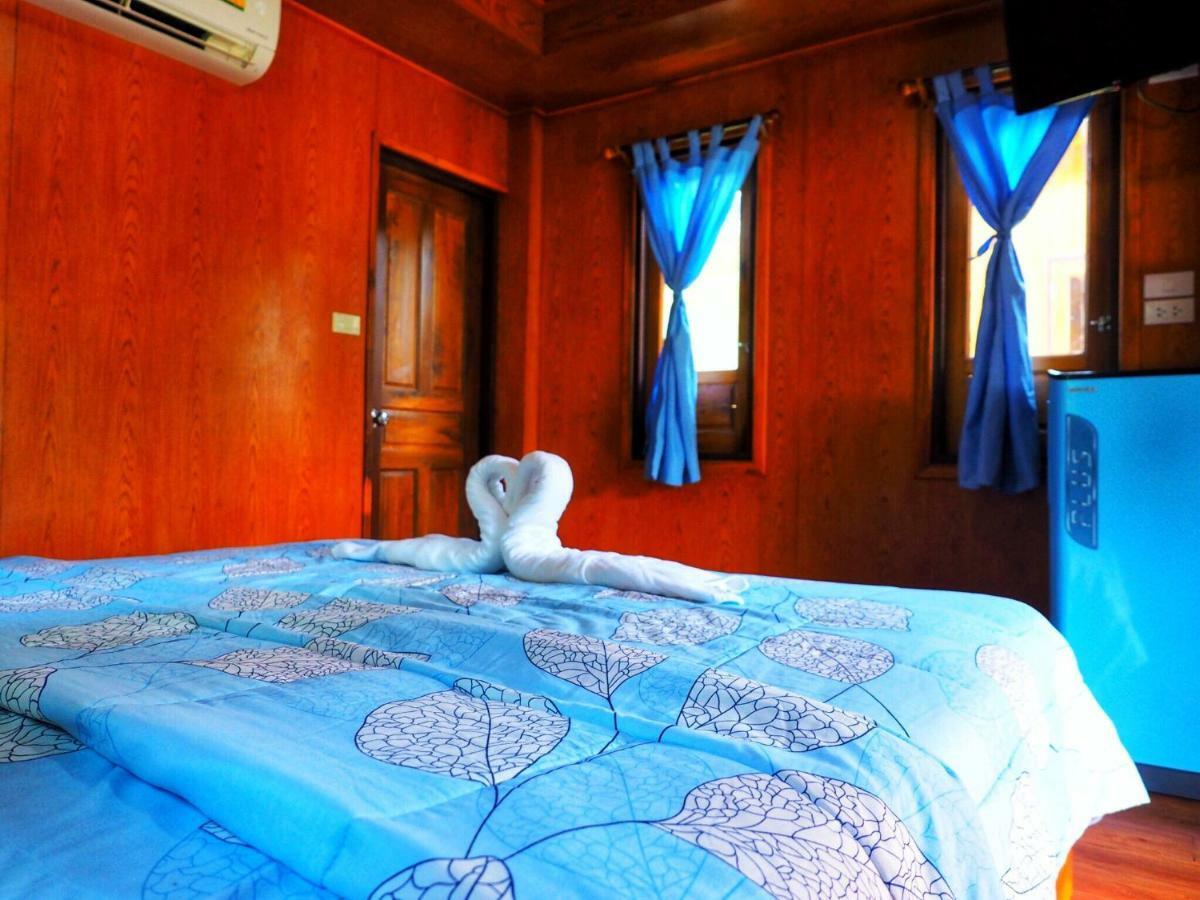 Baansuan Resort Don Sak Extérieur photo