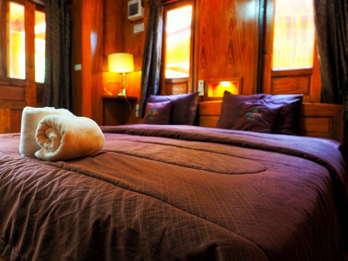 Baansuan Resort Don Sak Extérieur photo